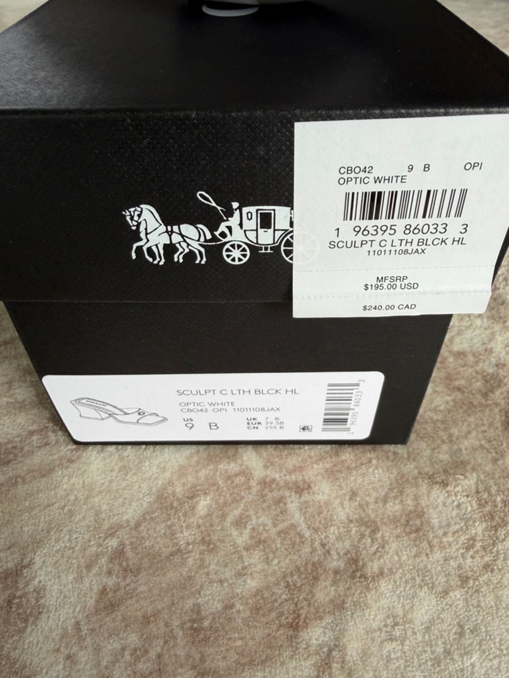 Coach White Leather Healed Sandals with Silver Tone 'C' Accent Size 9 - Picture 5 of 5